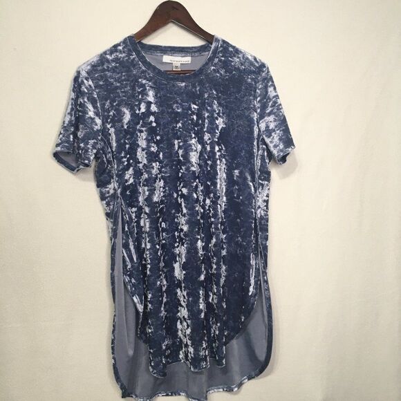 Fourteenth Place Blue  Crushed Velvet Tunic Shirt - Picture 1 of 15